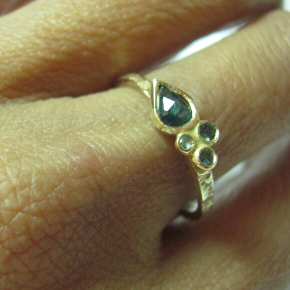 Engagement ring. 14k yellow gold blue diamond ring and 3 Tourmalines. - Picture 8 of 14